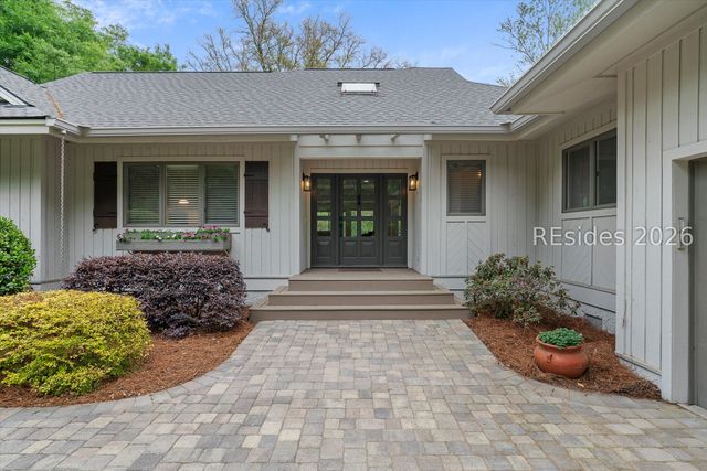 10 Market Place Dr, Hilton Head Island, SC 29928