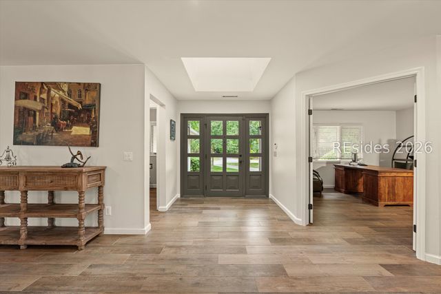 10 Market Place Dr, Hilton Head Island, SC 29928