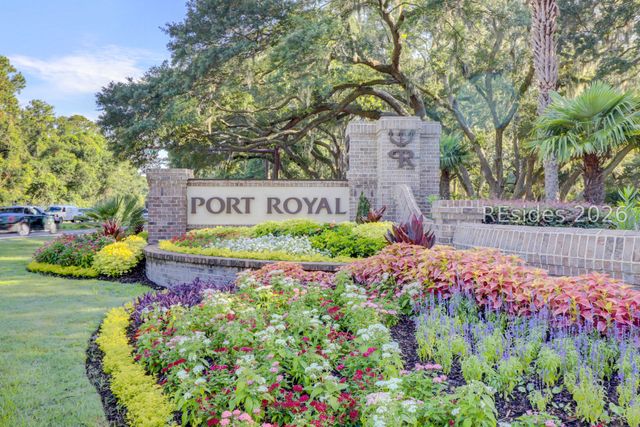 10 Market Place Dr, Hilton Head Island, SC 29928