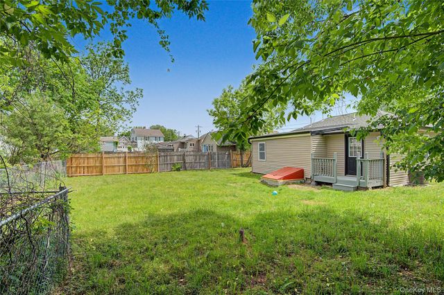 15 Anthony Street, Middletown, NY 10940