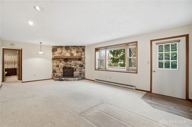 6558 E State Route 571, Tipp City, OH 45371