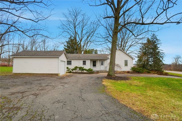 6558 E State Route 571, Tipp City, OH 45371