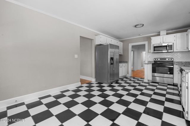 521 S Main Street, Broadway, NC 27505