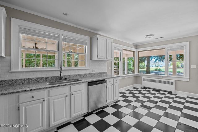 521 S Main Street, Broadway, NC 27505