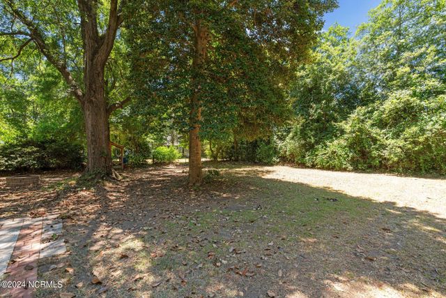 521 S Main Street, Broadway, NC 27505