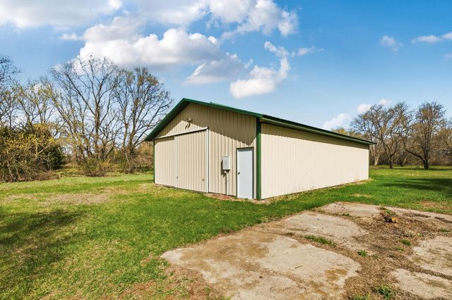 7481 State Street, Clear Lake, MN 55319