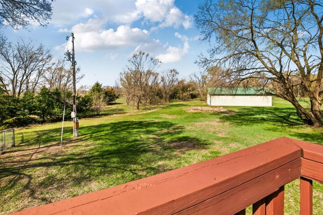7481 State Street, Clear Lake, MN 55319
