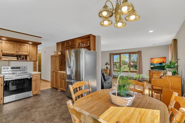 7481 State Street, Clear Lake, MN 55319