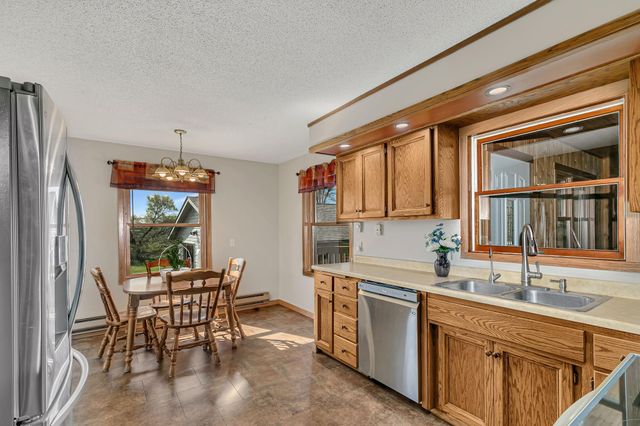 7481 State Street, Clear Lake, MN 55319