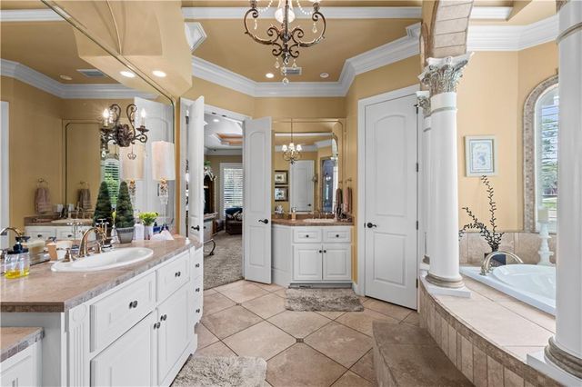 1104 Heron Lakes Circle, Mobile, AL 36693