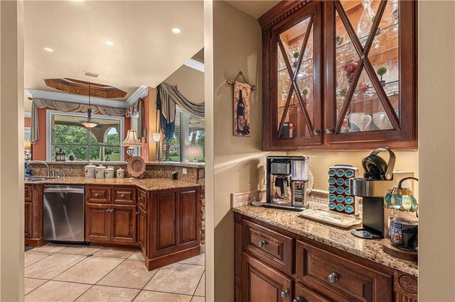 1104 Heron Lakes Circle, Mobile, AL 36693