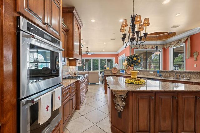 1104 Heron Lakes Circle, Mobile, AL 36693