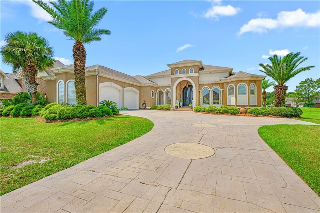 1104 Heron Lakes Circle, Mobile, AL 36693