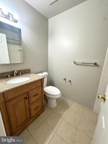 109 FRANKLIN DR, Voorhees, NJ 08043