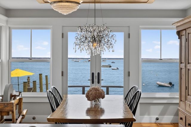 71 Commercial Street, Provincetown, MA 02657