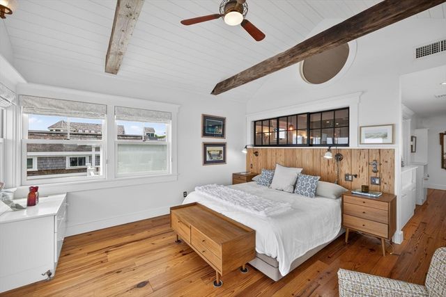 71 Commercial Street, Provincetown, MA 02657