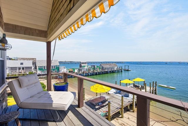 71 Commercial Street, Provincetown, MA 02657