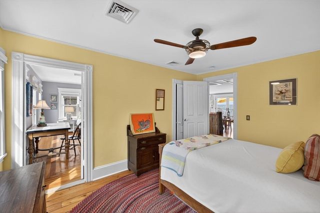 71 Commercial Street, Provincetown, MA 02657