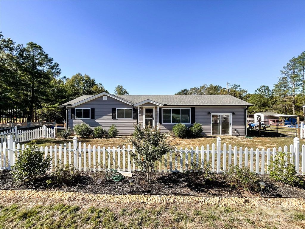 2772 HWY 109 Highway S, Ruby, SC 29741