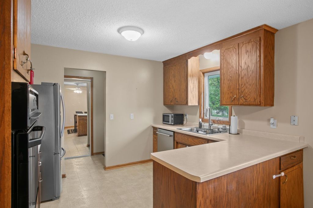 1620 127th Avenue NW, Coon Rapids, MN 55448 — photo 3