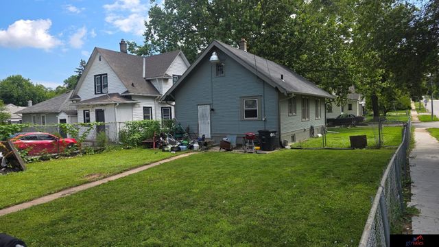 3302 N 41 Street, Omaha, NE 68111