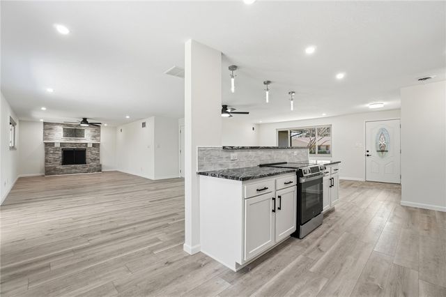 1039 Independence Drive, Kettering, OH 45429