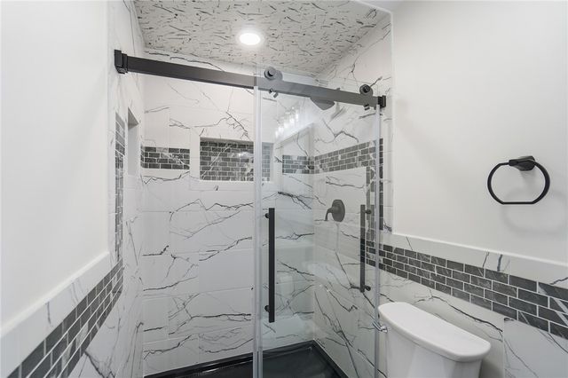 1039 Independence Drive, Kettering, OH 45429