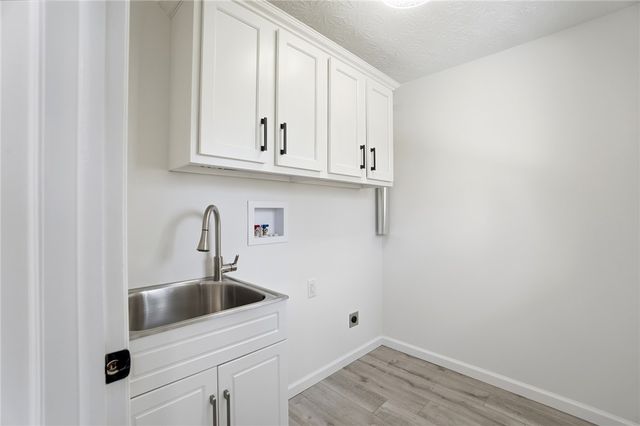 1039 Independence Drive, Kettering, OH 45429