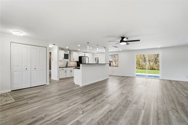 1039 Independence Drive, Kettering, OH 45429