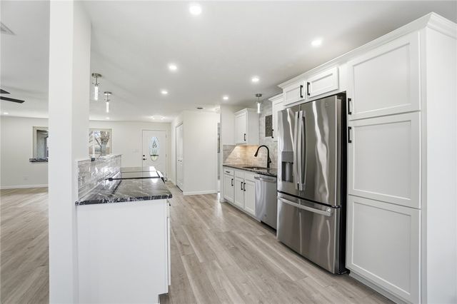 1039 Independence Drive, Kettering, OH 45429