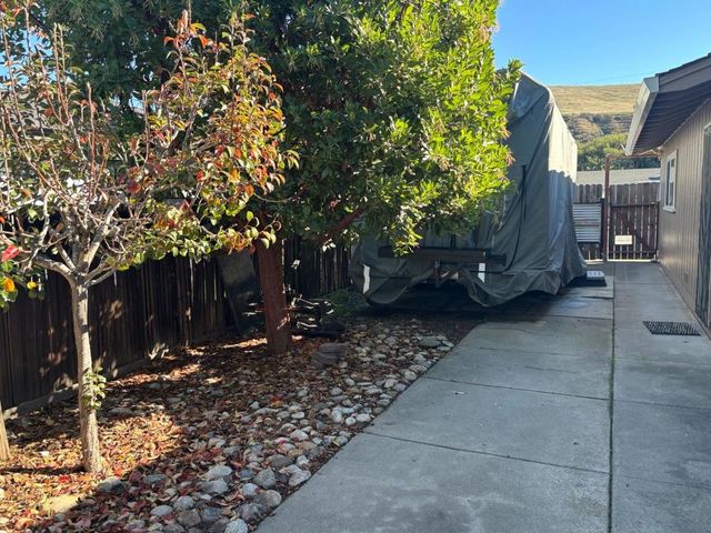 20120 Portola Drive, Salinas, CA 93908