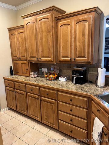 2613 S 12th Street, Broken Arrow, OK 74012