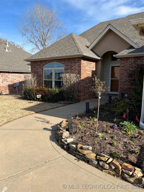 2613 S 12th Street, Broken Arrow, OK 74012