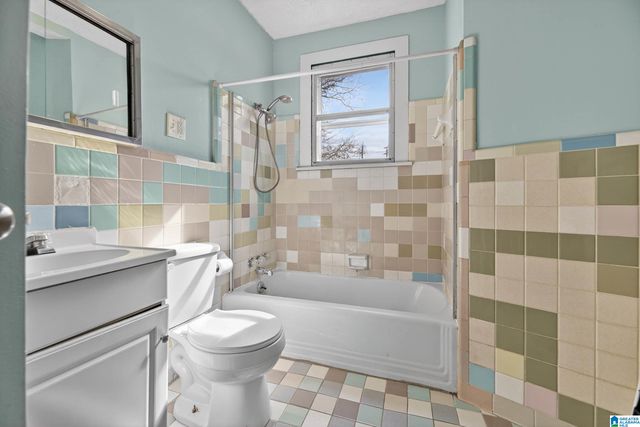 104 MAIN STREET, Weaver, AL 36207