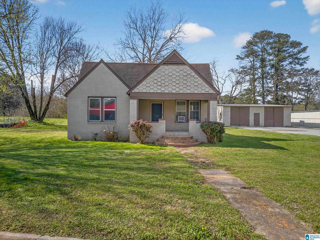 104 MAIN STREET, Weaver, AL 36207