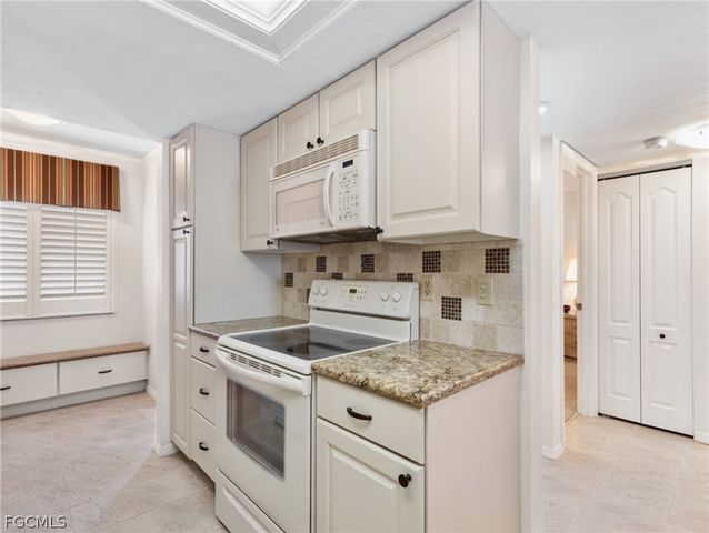 7500 Estero BLVD 203, Fort Myers Beach, FL 33931