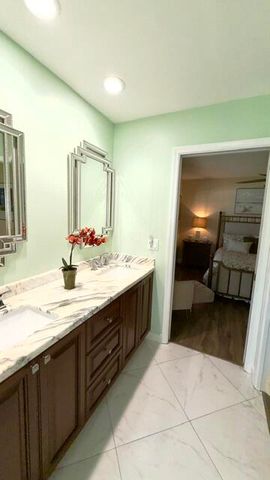 425 Deer Creek Path E, Deerfield Beach, FL 33442
