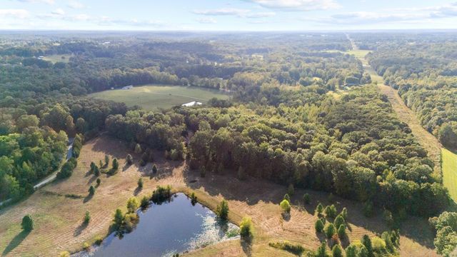 1127 E Pruett Rd, Dickson, TN 37055