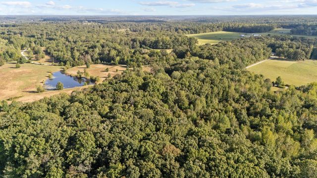 1127 E Pruett Rd, Dickson, TN 37055