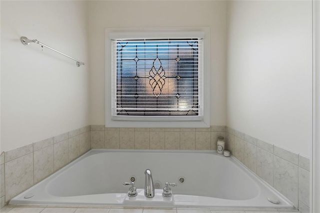 2163 Oakdale Estates Court, Smyrna, GA 30080