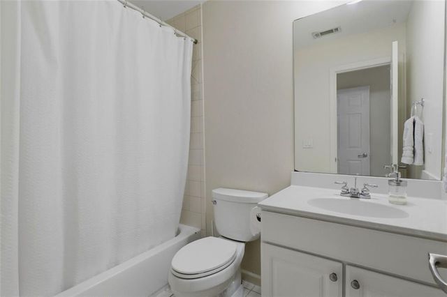 2163 Oakdale Estates Court, Smyrna, GA 30080