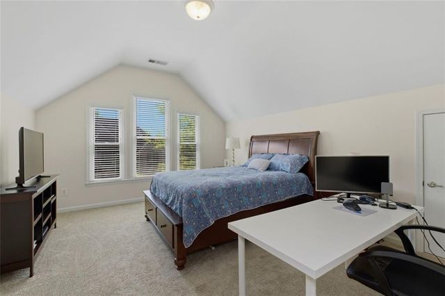 2163 Oakdale Estates Court, Smyrna, GA 30080