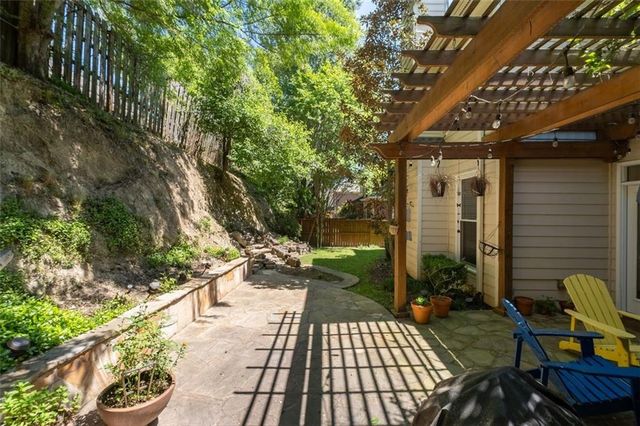 2163 Oakdale Estates Court, Smyrna, GA 30080