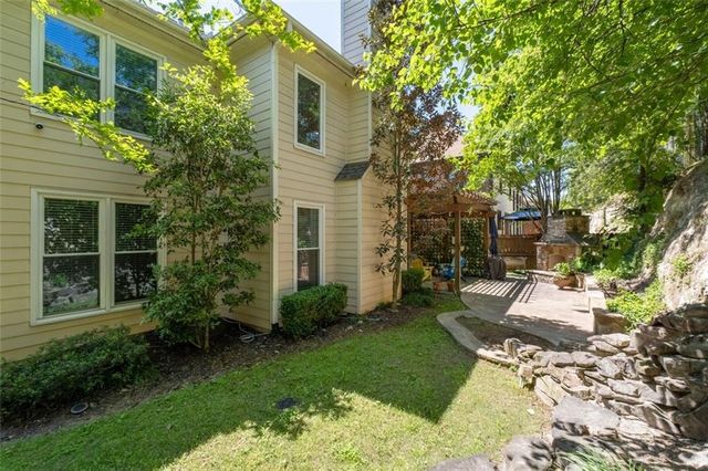 2163 Oakdale Estates Court, Smyrna, GA 30080