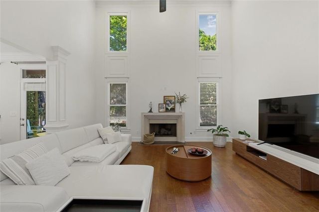 2163 Oakdale Estates Court, Smyrna, GA 30080