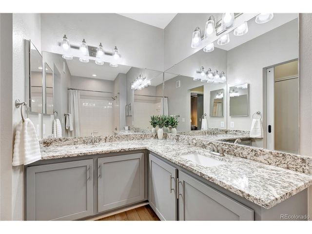 6005 Castlegate Dr W B22, Castle Rock, CO 80108