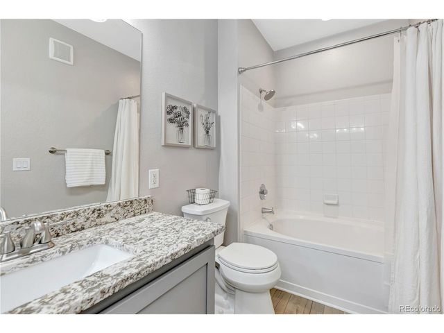 6005 Castlegate Dr W B22, Castle Rock, CO 80108