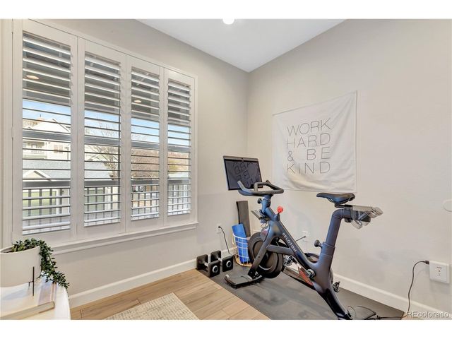 6005 Castlegate Dr W B22, Castle Rock, CO 80108