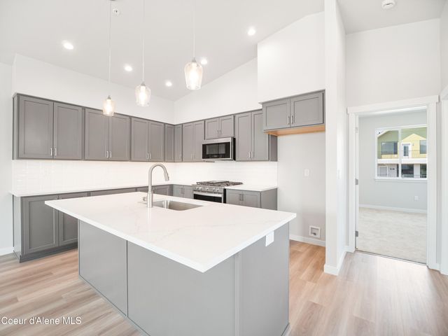 1229 E MILLWORX LOOP, Post Falls, ID 83854