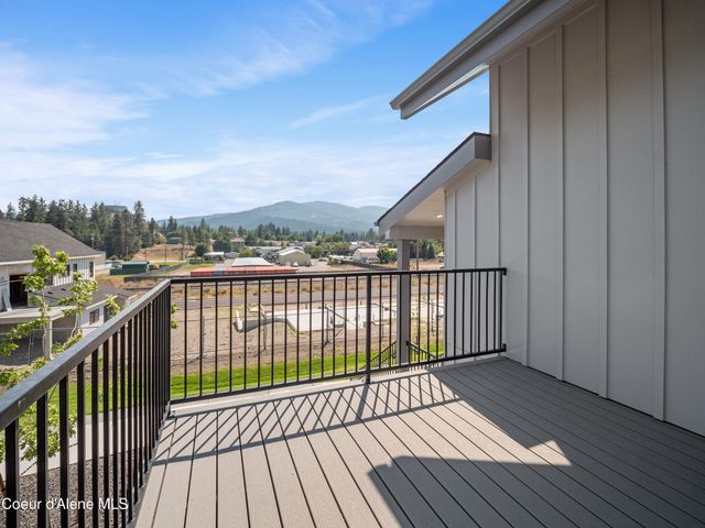 1229 E MILLWORX LOOP, Post Falls, ID 83854